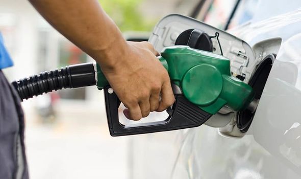 موجة انخفاض جديدة.. هكذا أصبحت أسعار البنزين والمازوت اليوم