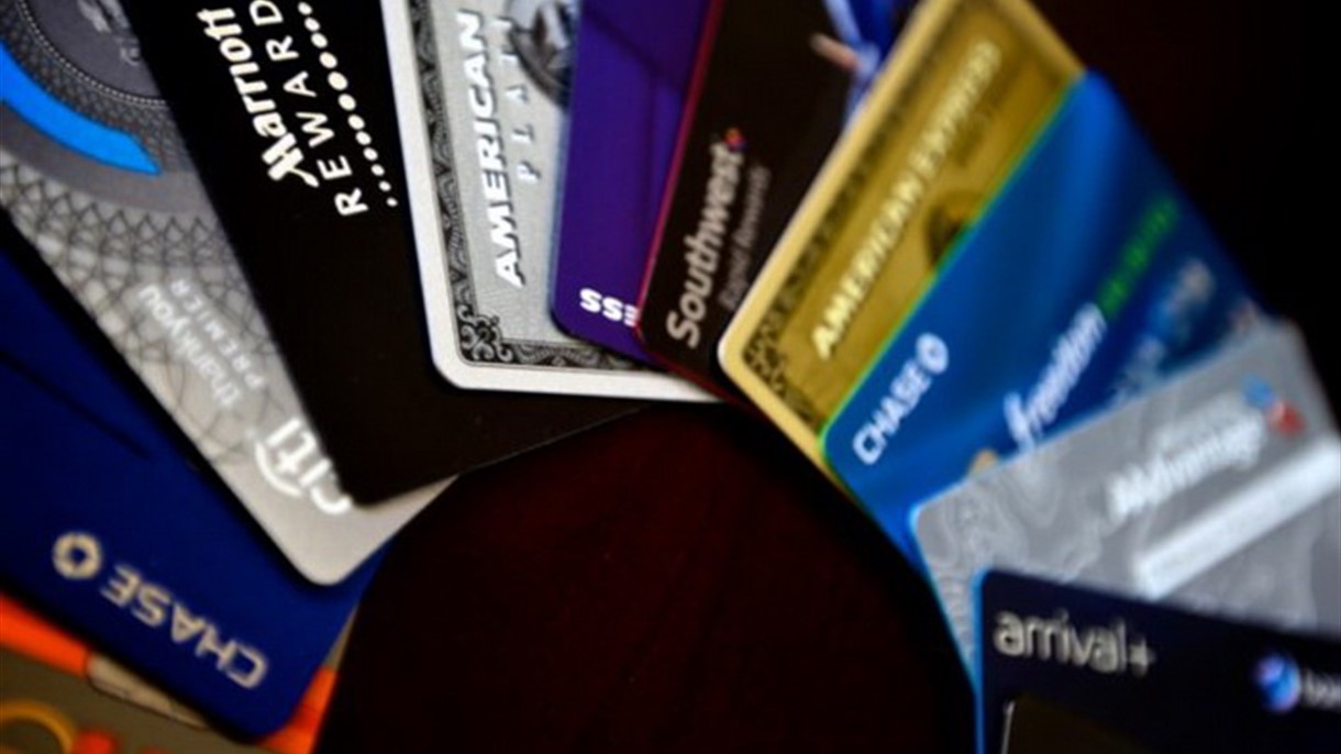 ديون العائلات الاميركية تزداد  بسبب البطاقات