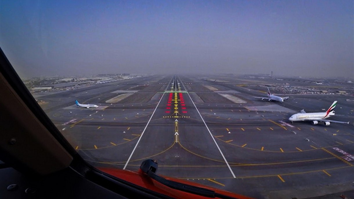 المليار بمطار دبي