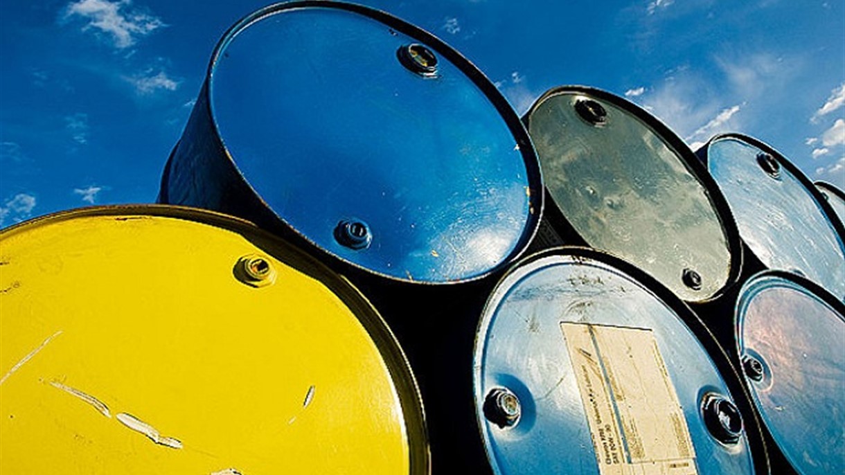 النفط يرتفع مع تراجع الطلب