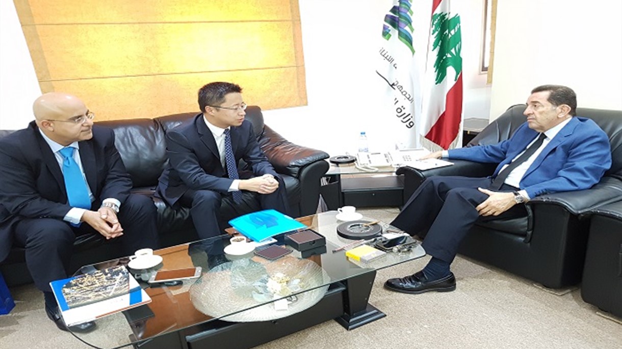 إهتمام صيني بسوق الإتصالات اللبناني وبريطاني بأمن التخابر