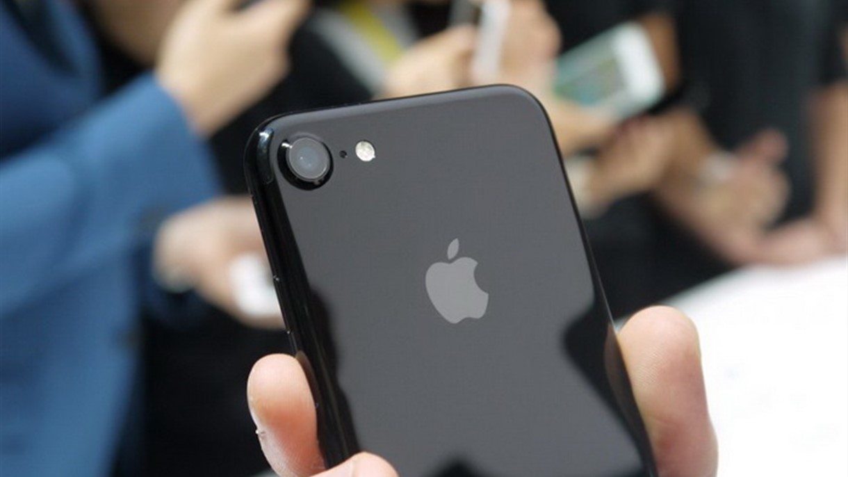 70 ميزة جديدة في آيفون 7