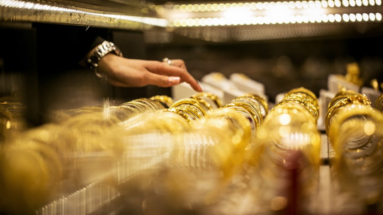 أسعار الذهب والفضة في بداية الاسبوع