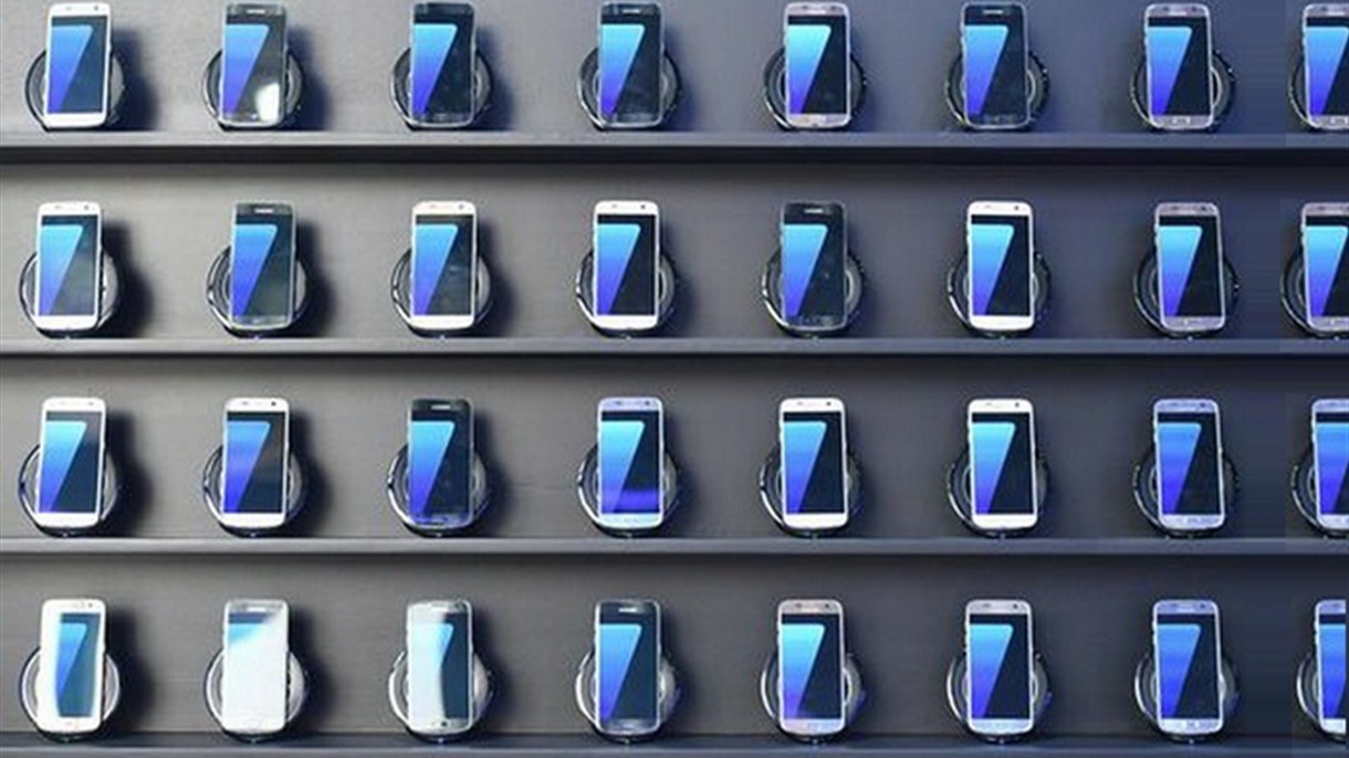 ثلاثاء سامسونغ الاسود