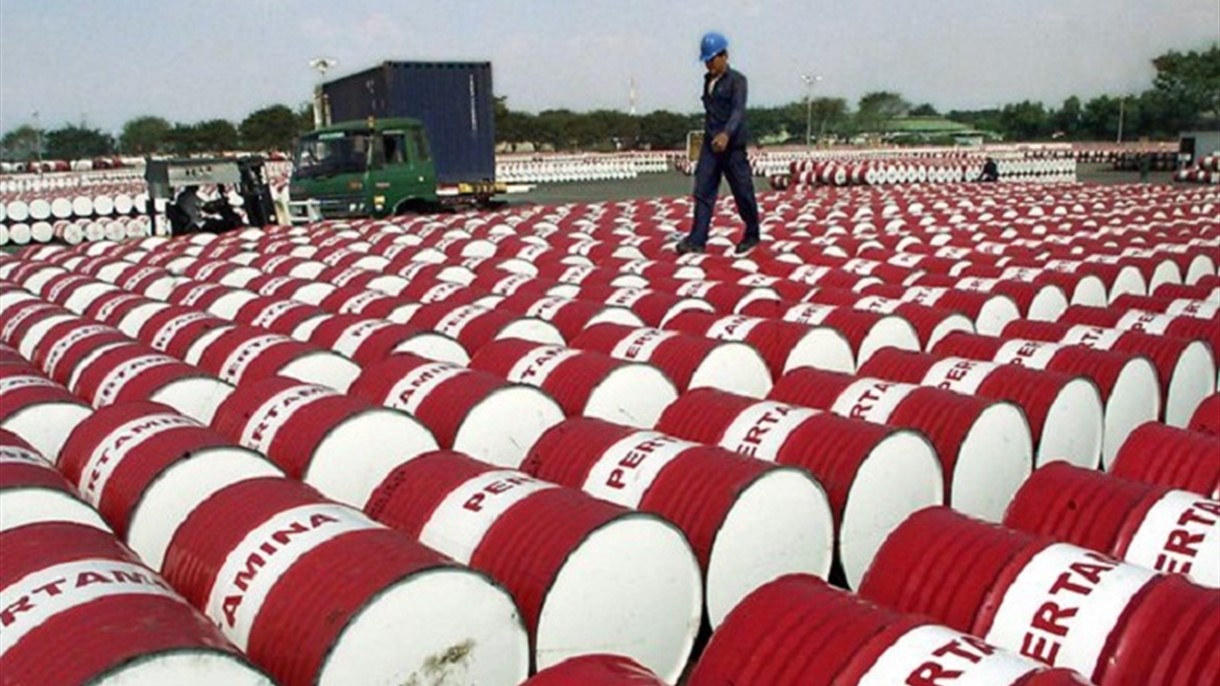 النفط ينهي الاسبوع صوب التراجع