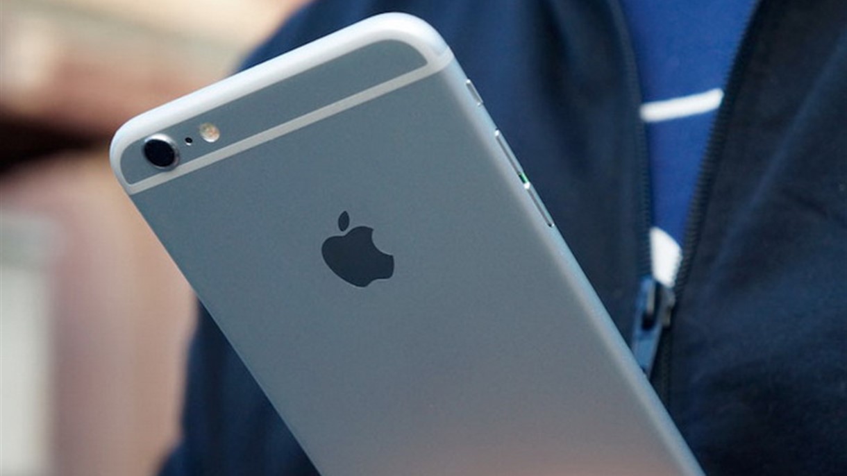 آبل تكشف عن سبب إنطفاء هواتف آيفون دون سبب