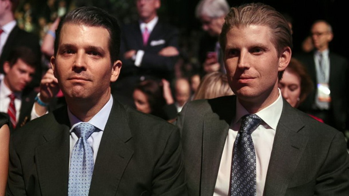 إيريك ودونالد ترامب جونيور الى دبي