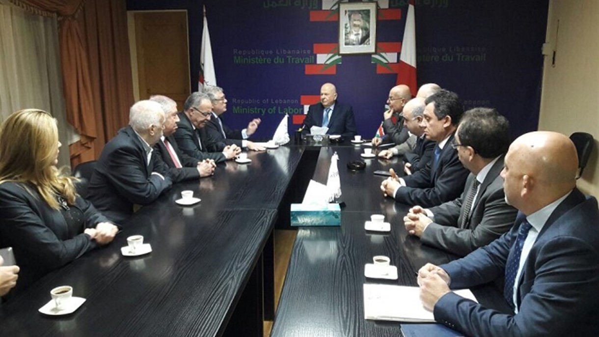 وزير العمل: مستعدون للتعاون من أجل الحفاظ على القطاع الصناعي