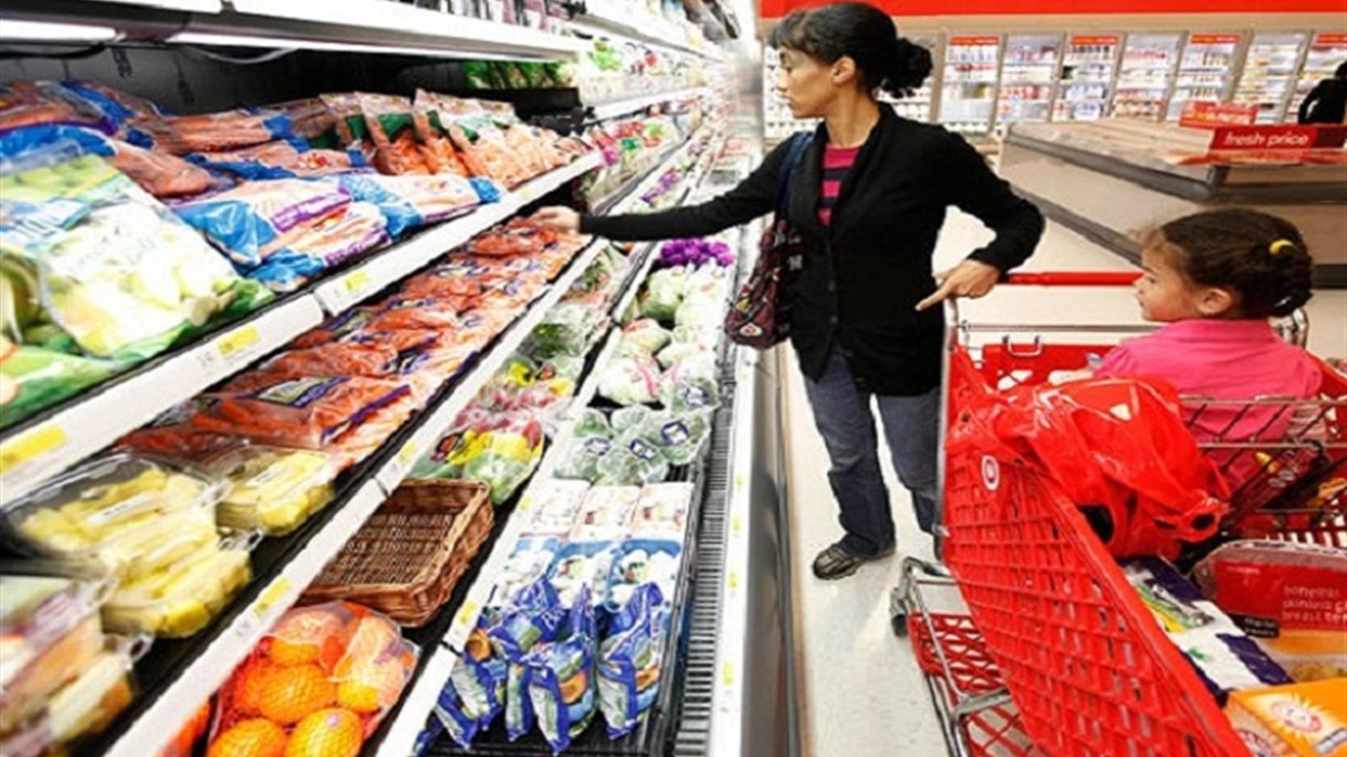 ثقة المستهلكين الأميركيين تنخفض