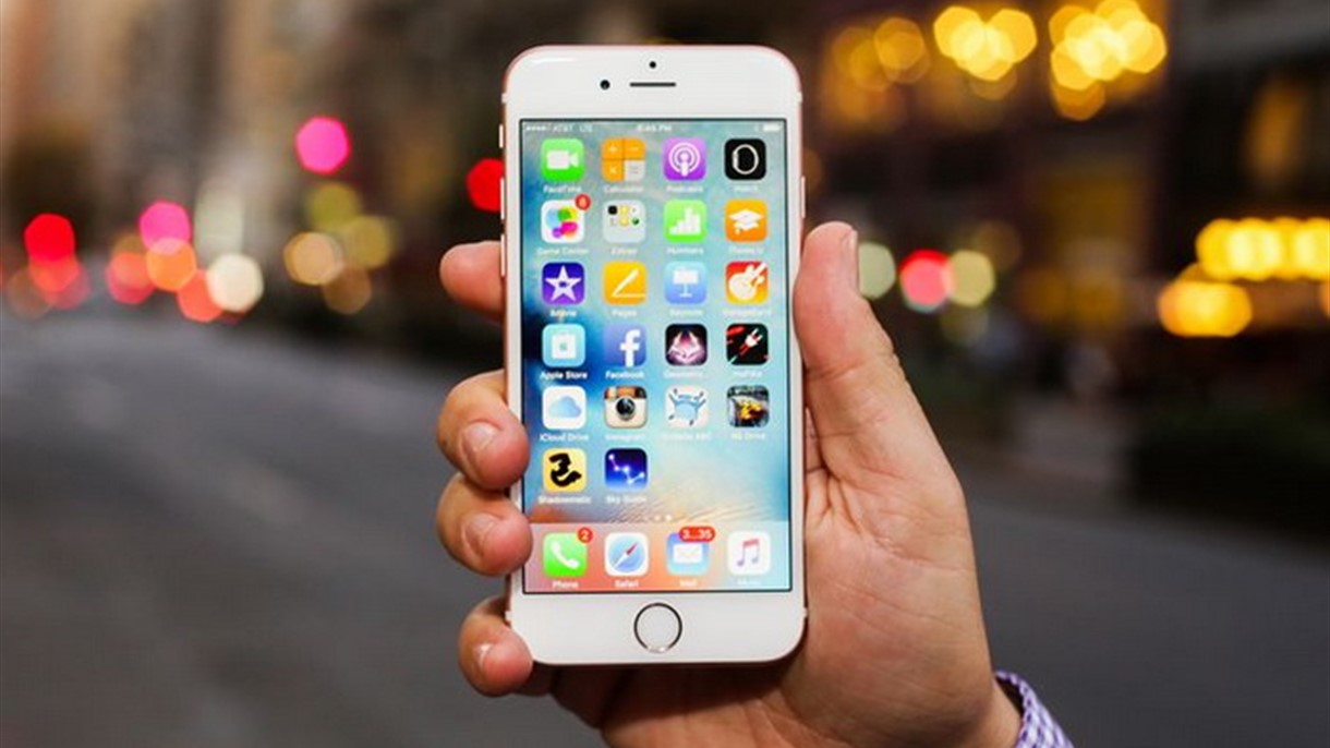 معكم آيفون... إذا استفيدوا بسرعة