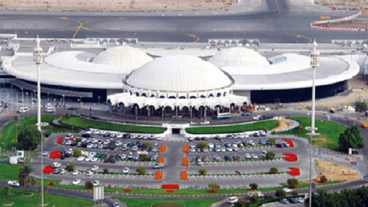 أعداد المسافرين عبر مطار الشارقة تنتعش