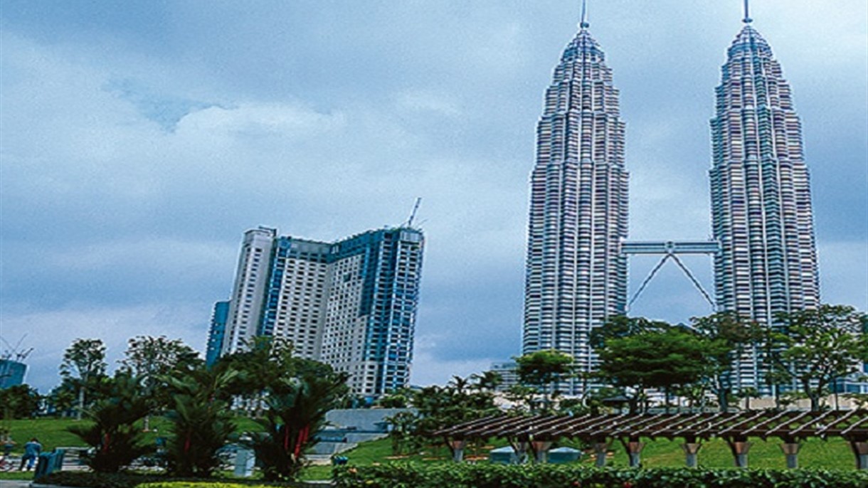 ماليزيا ستلتزم