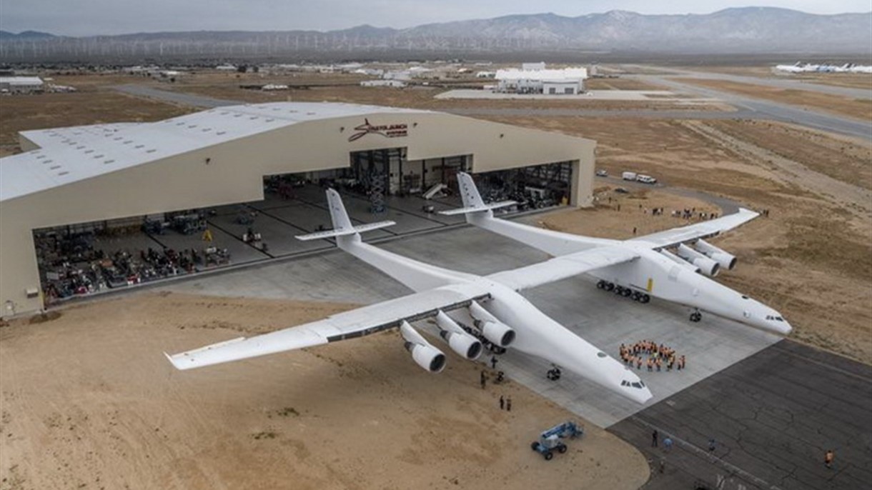 اضخم من ملعب كرة قدم