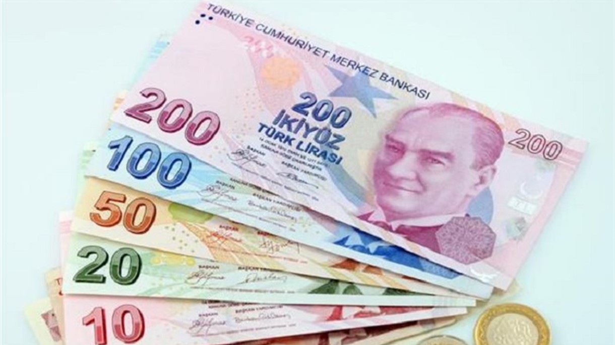 تراجع الليرة التركية بشكل ملحوظ