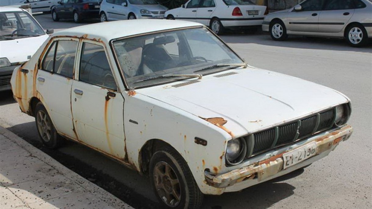 عثر على سيارته المفقودة بعد 20 سنة