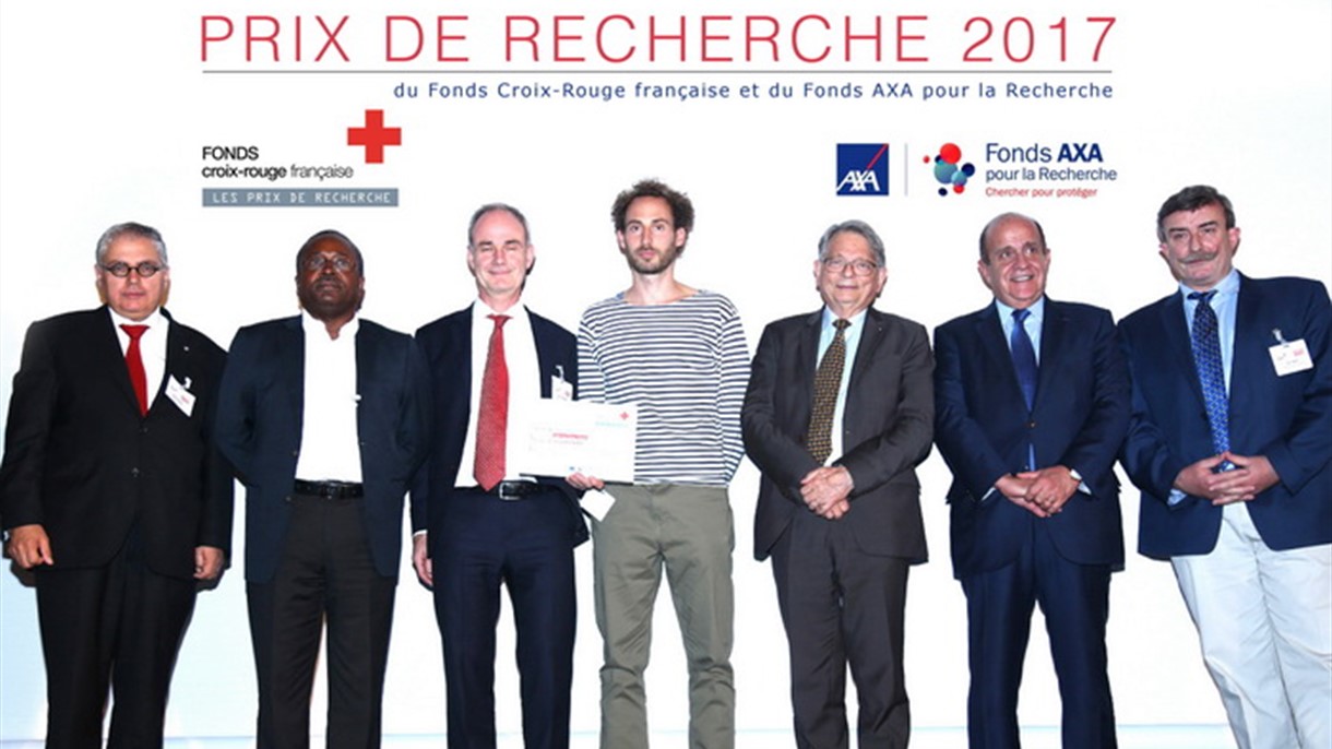 الصليب الاحمر الفرنسي و AXA للابحاث يوزّعان  جوائز للباحثين