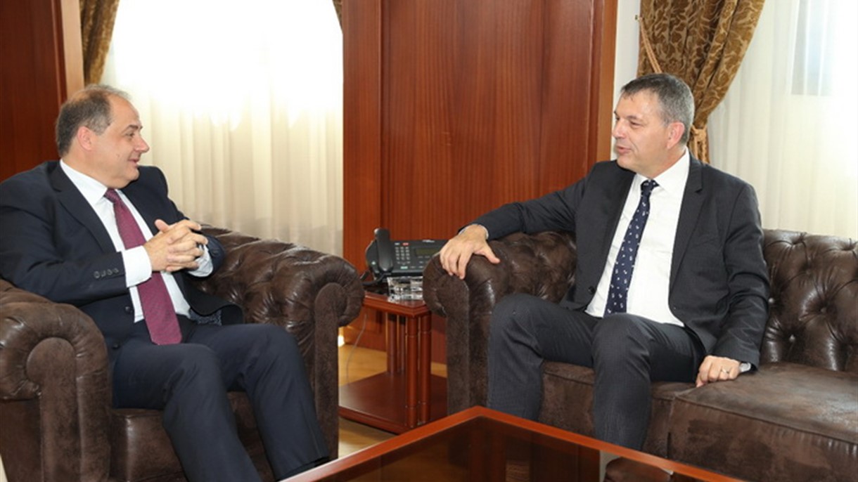 عربيد يستقبل لازاريني ويعرض معه افق التعاون المشترك