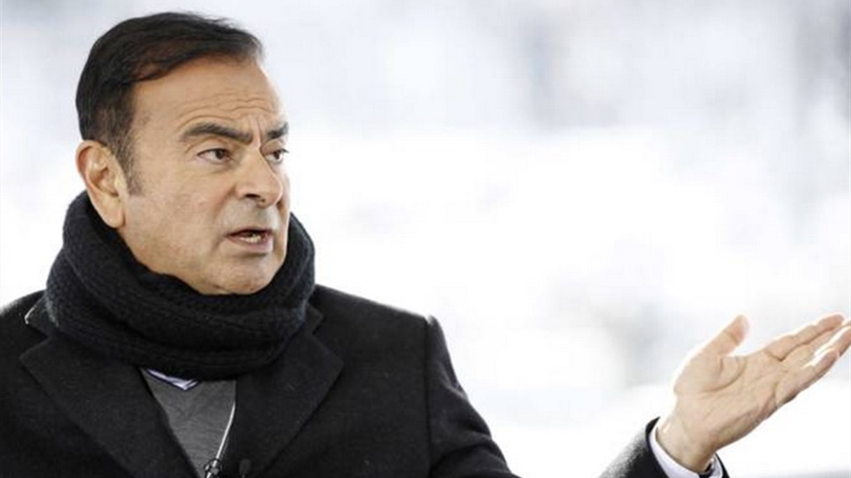 غصن يتقدم بشكوى