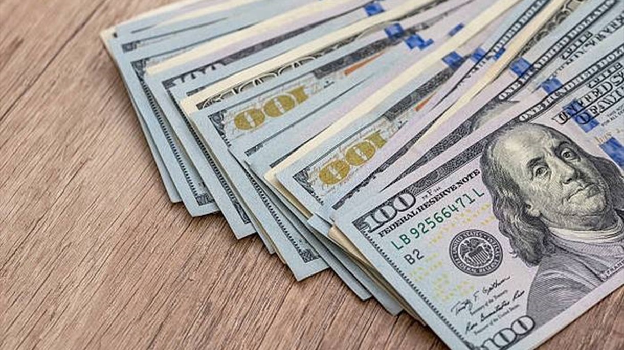 سعر صرف الدولار في السوق السوداء في 18 آب
