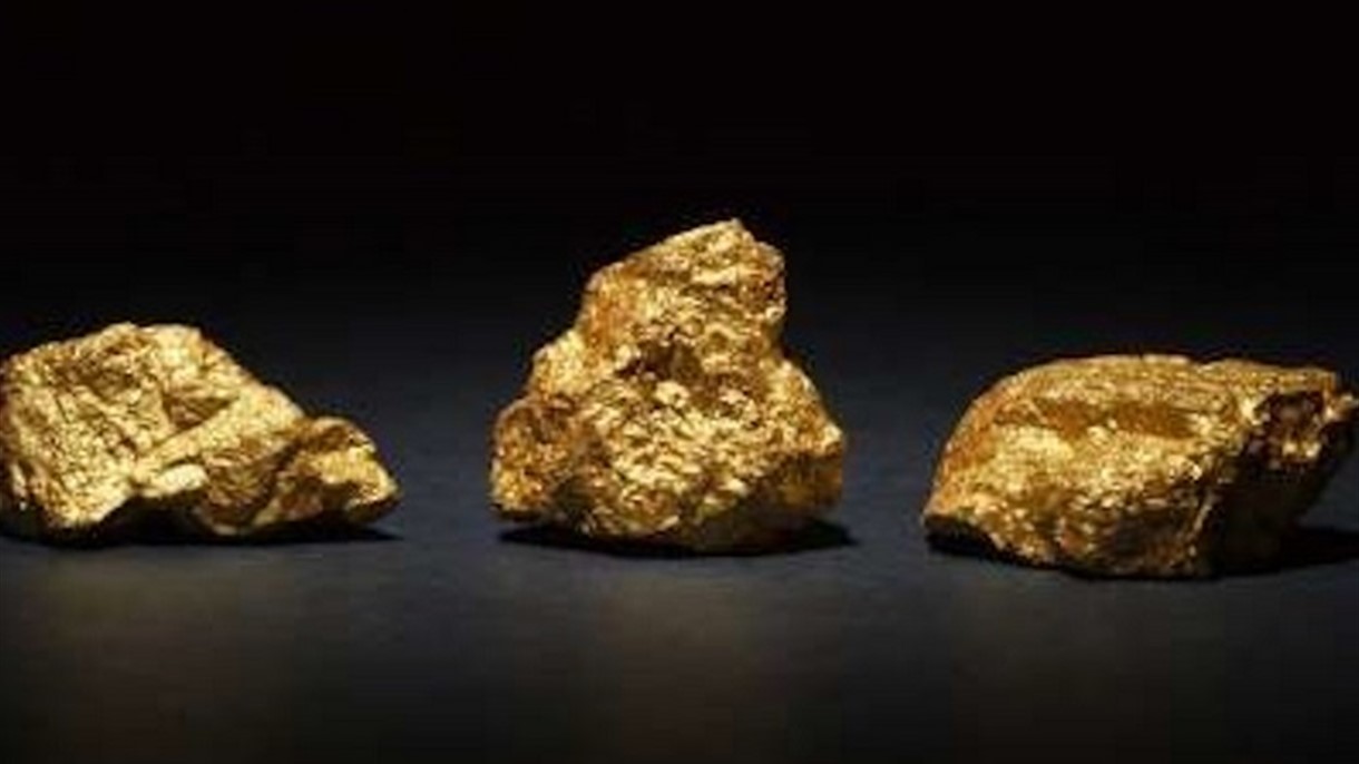 أسعار الذهب دون مستوى 1800 دولار