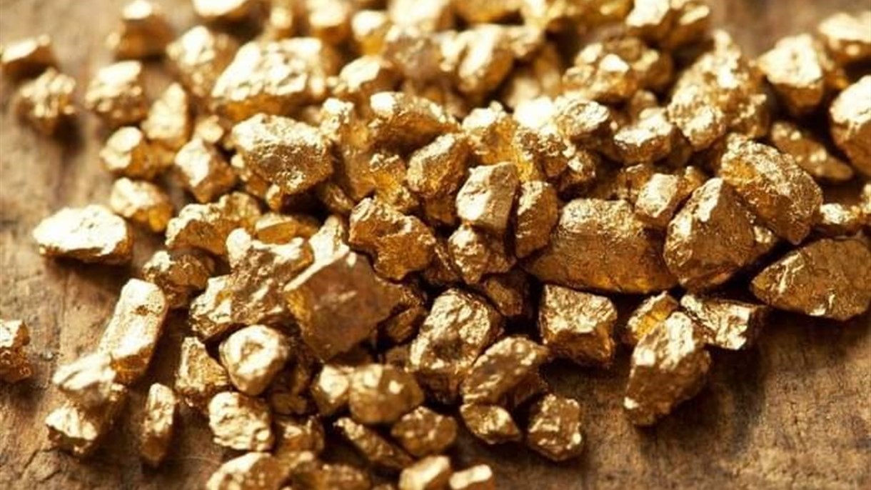 أسعار الذهب ترتفع هامشياً