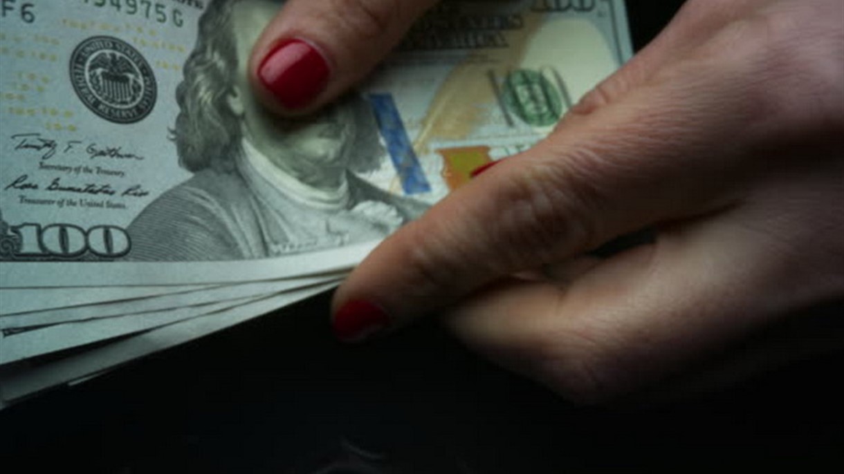 سعر دولار المنصة في 2 كانون الأول