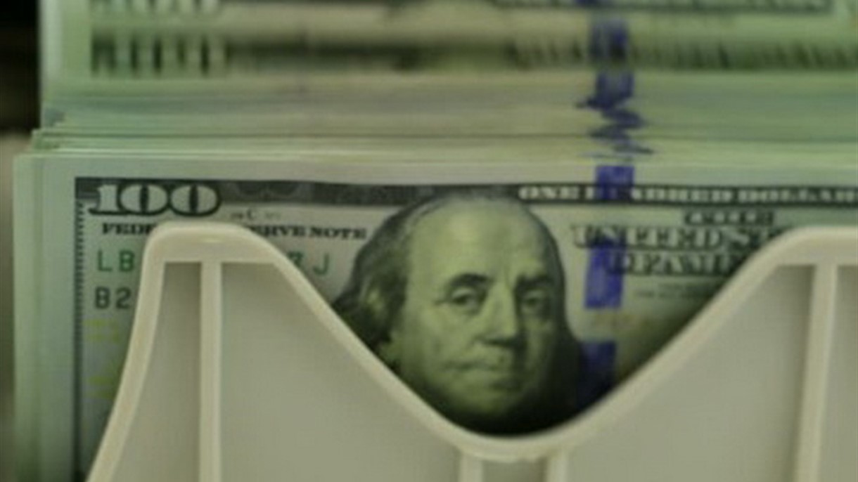 سعر صرف الدولار في السوق السوداء في 5 كانون الثاني