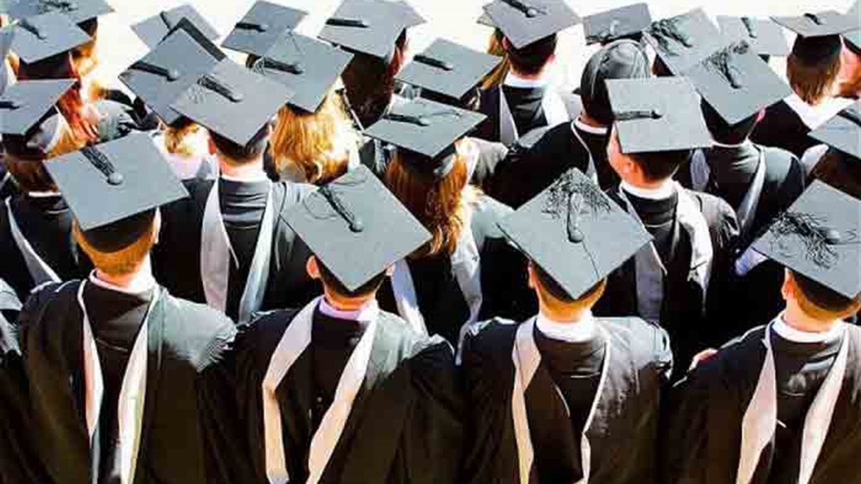 دولتان تحويان أعلى نسبة من حاملي الشهادات الجامعية