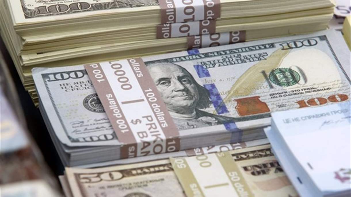 سعر صرف الدولار في السوق السوداء في 3 أيار