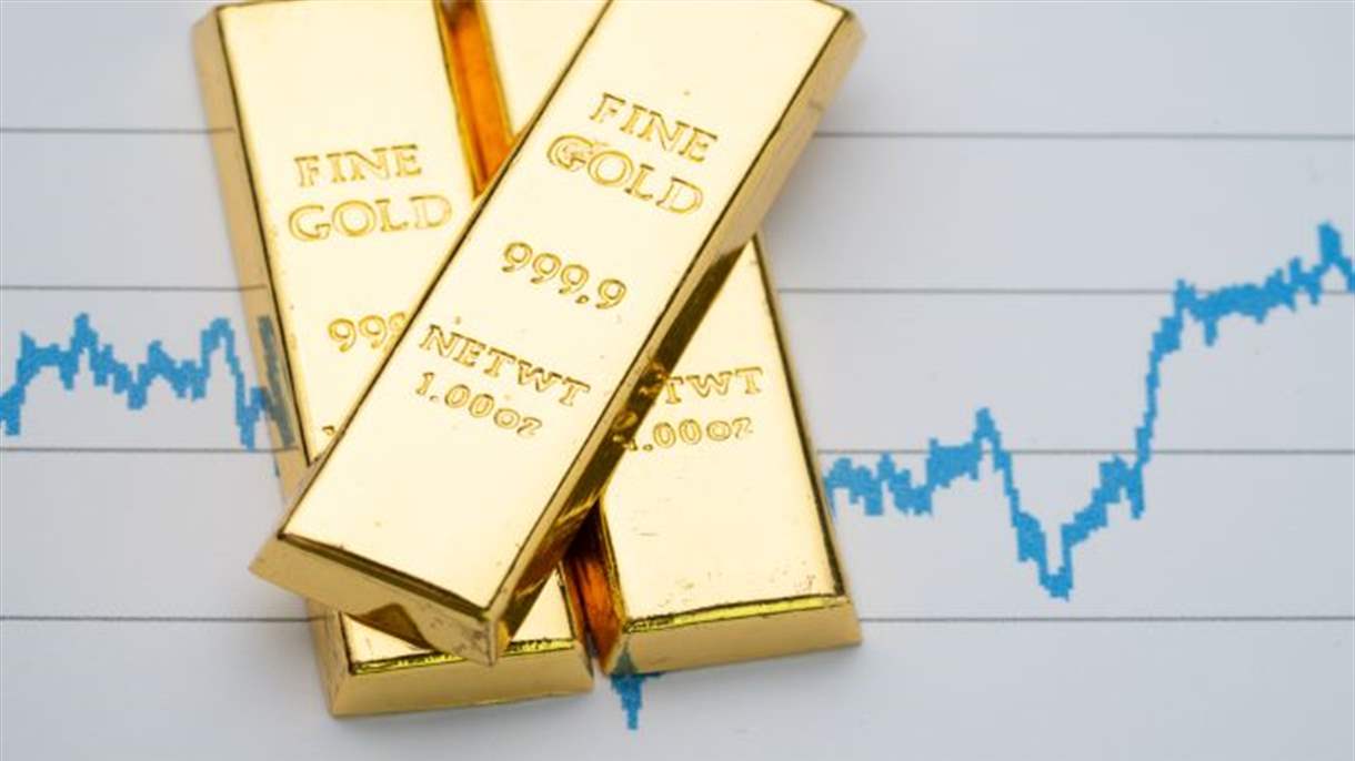 أسعار الذهب تهبط دون 1800 دولار