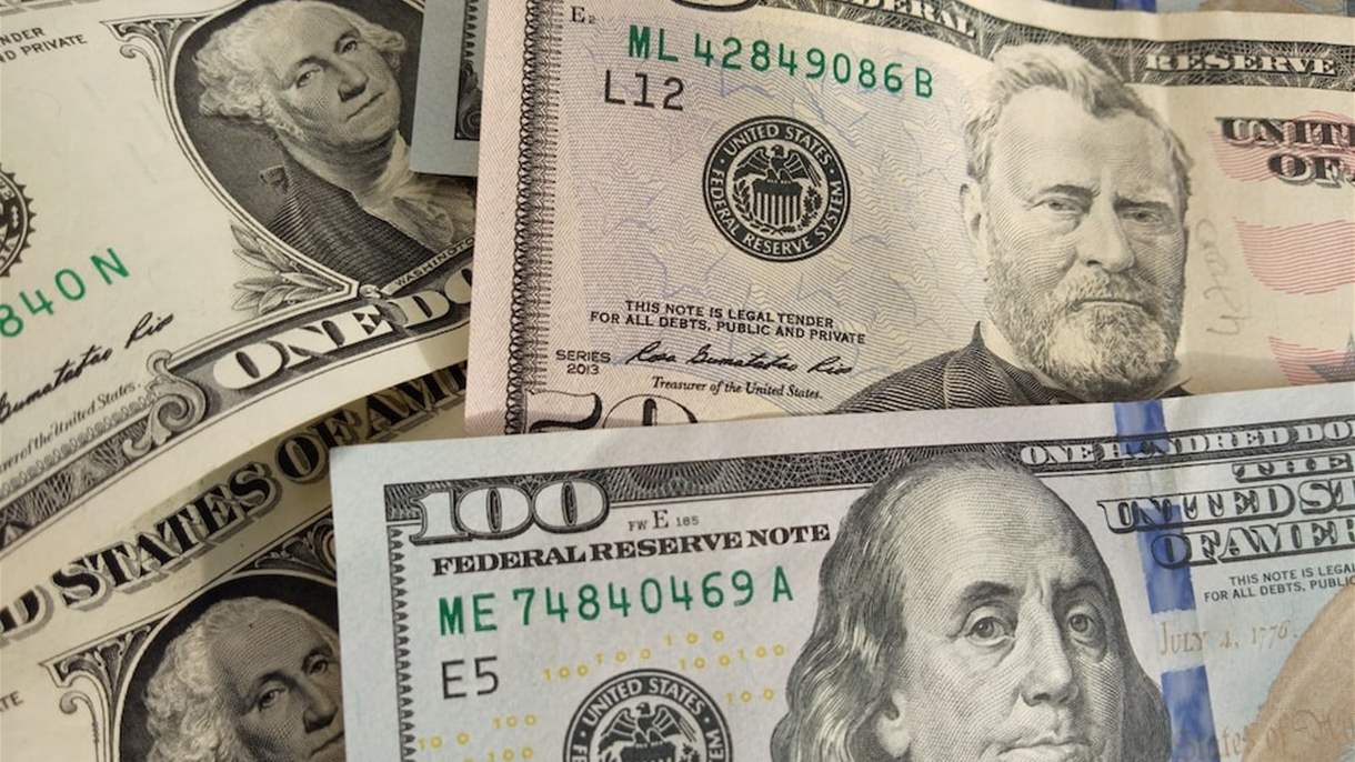 سعر صرف الدولار في السوق السوداء في 5 أيلول