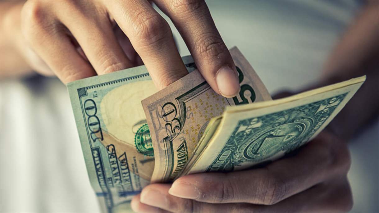 سعر صرف الدولار في السوق السوداء في 23 كانون الأول