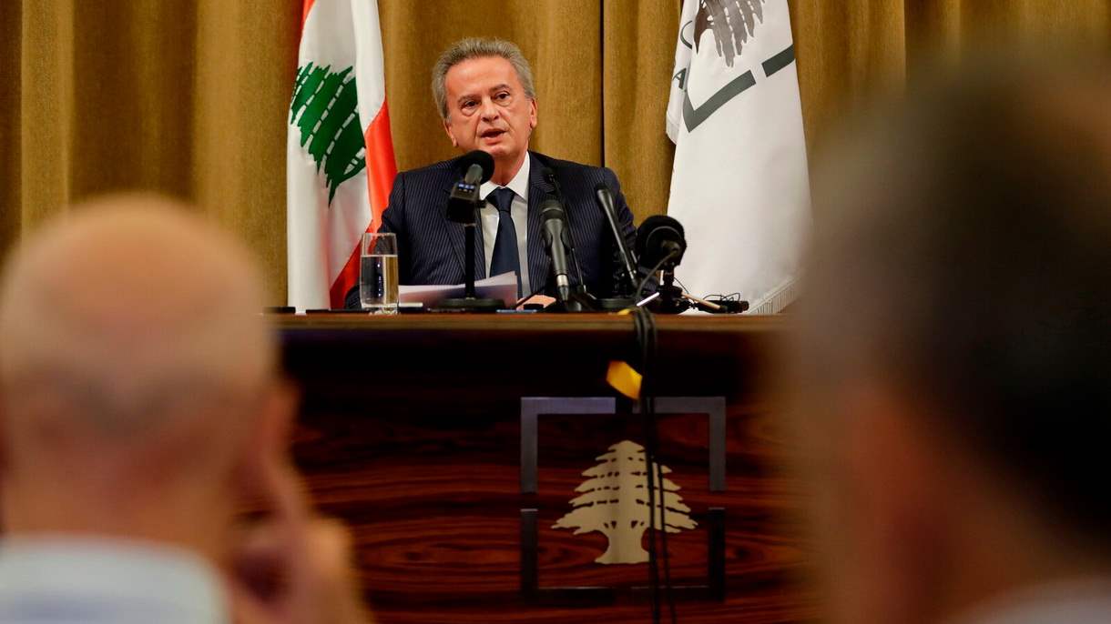 حاكم مصرف لبنان يرد على قرار توقيفه الصادر عن قاضية فرنسية