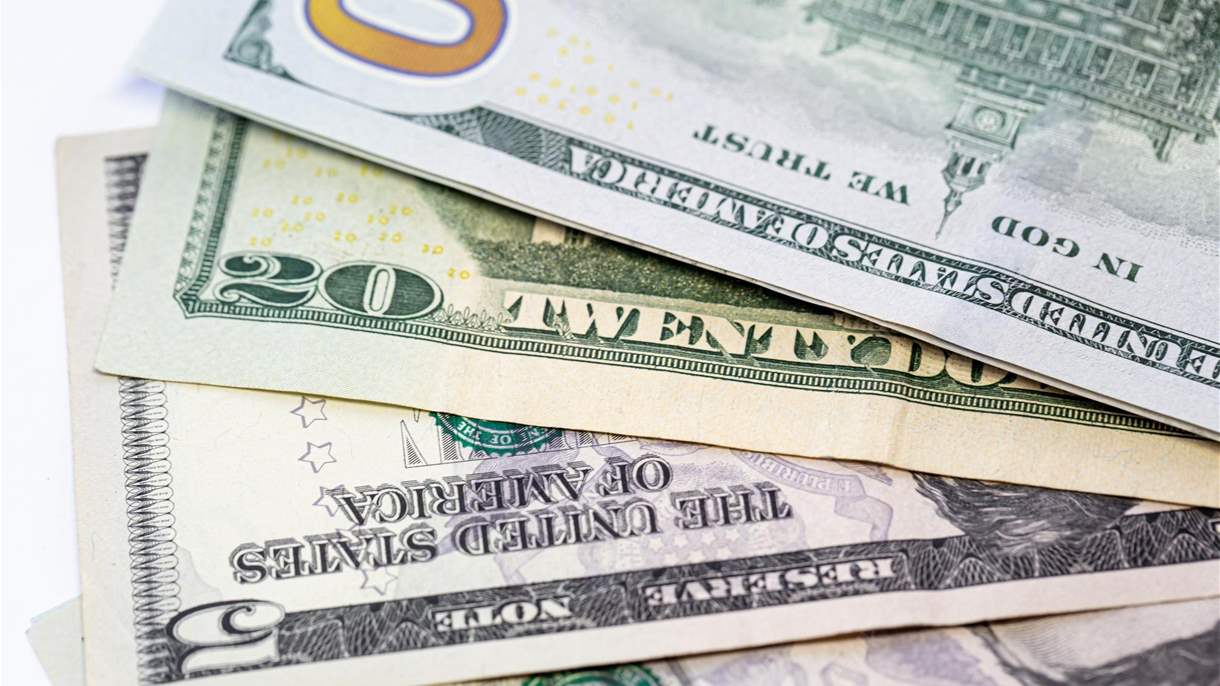 سعر صرف الدولار في السوق السوداء في 8 تموز