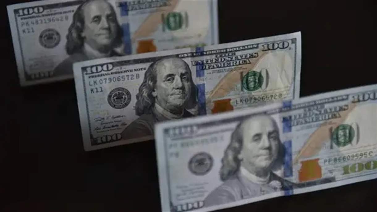 سعر صرف الدولار في السوق السوداء في 16 كانون الأول