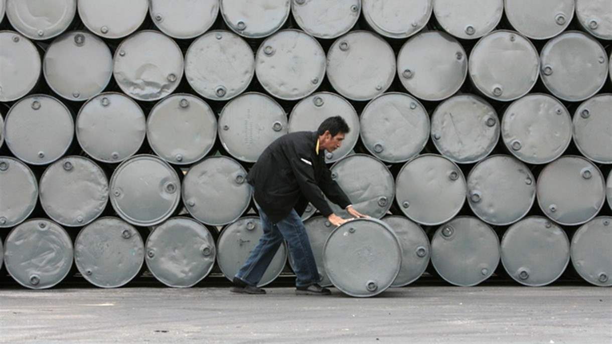 النفط يرتفع مع تصاعد التوتر في الشرق الأوسط