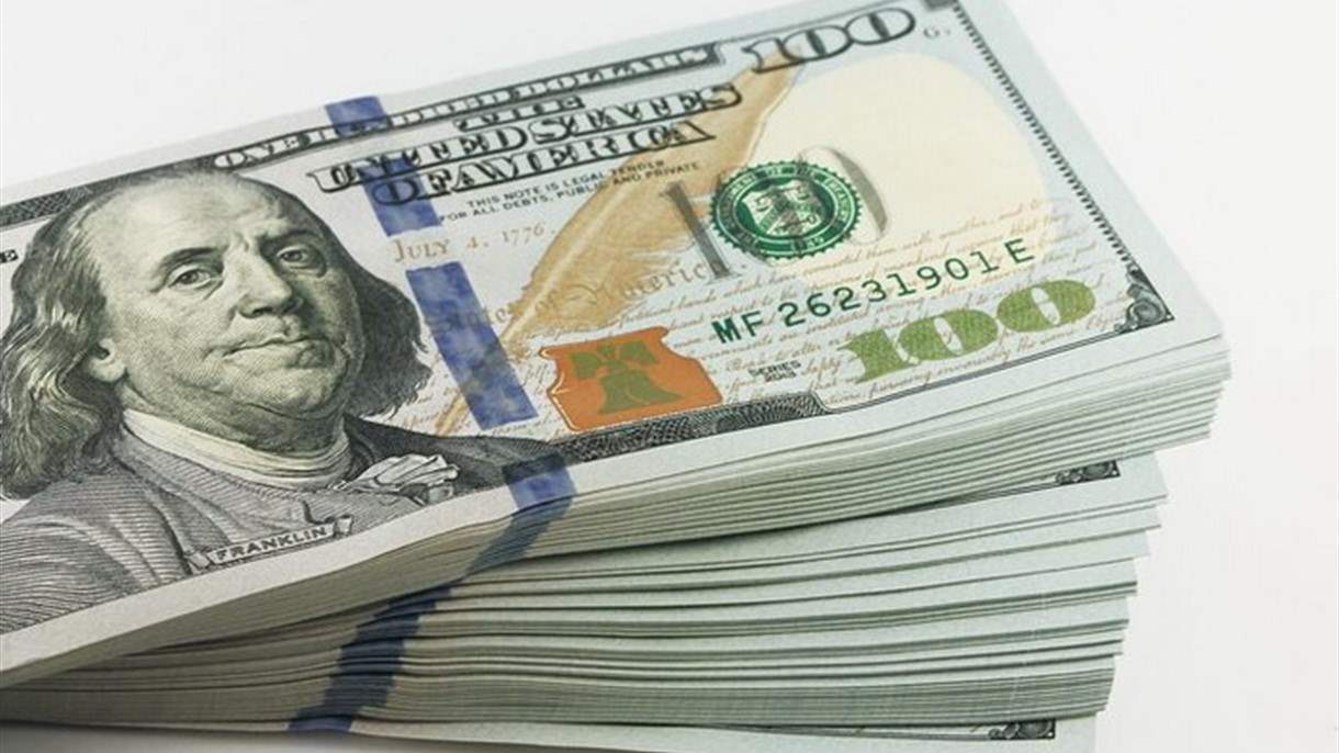 سعر صرف الدولار في السوق السوداء في 4 حزيران