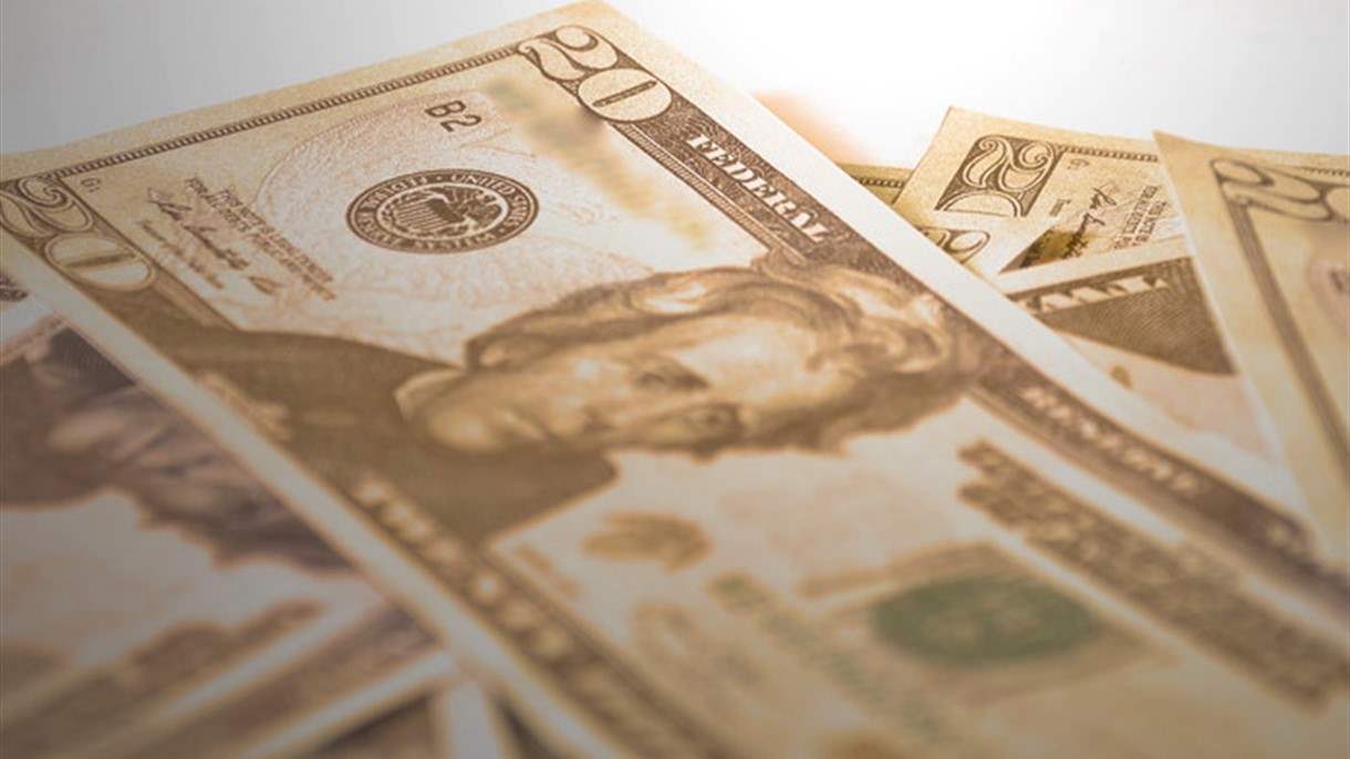 سعر صرف الدولار في السوق السوداء في 13 حزيران