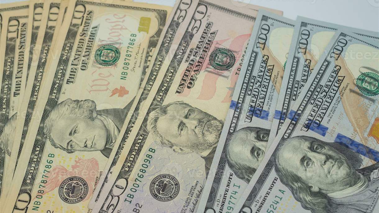 سعر صرف الدولار في السوق السوداء في 25 آب