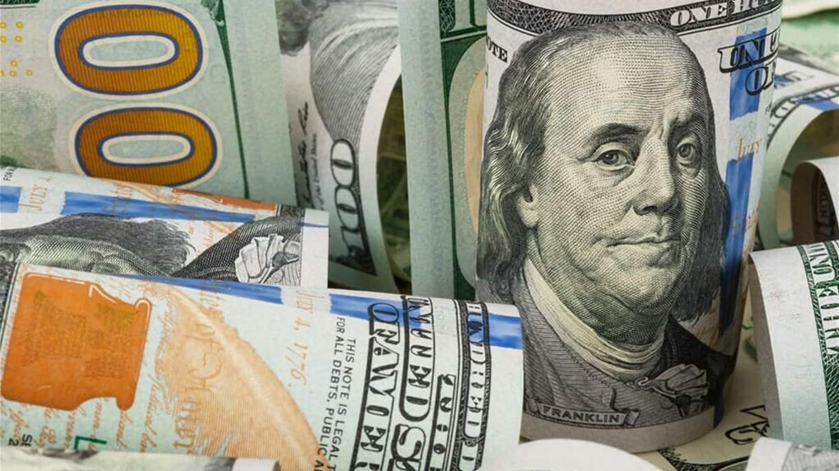 الدولار يرتفع بدفع من تزايد المخاوف بشأن الشرق الأوسط