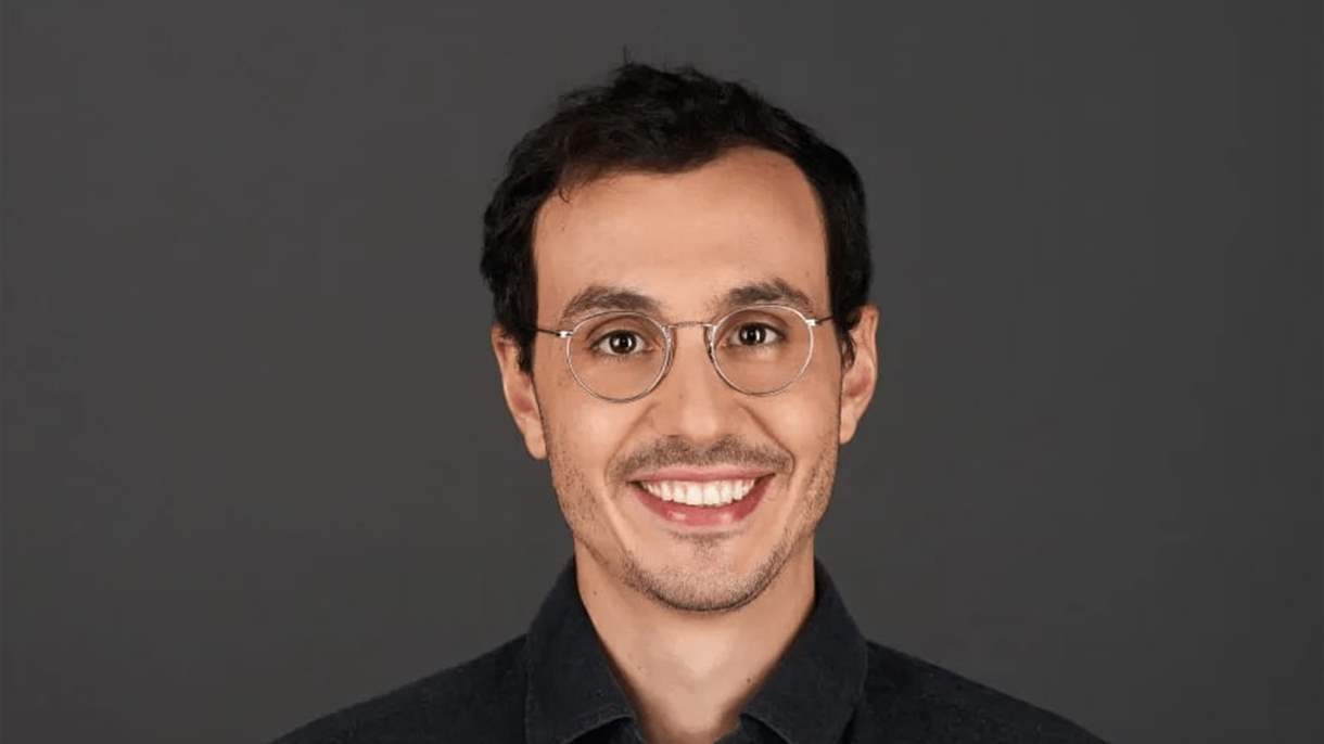 من أصول لبنانية.. من هو الملياردير الأميركي الجديد؟