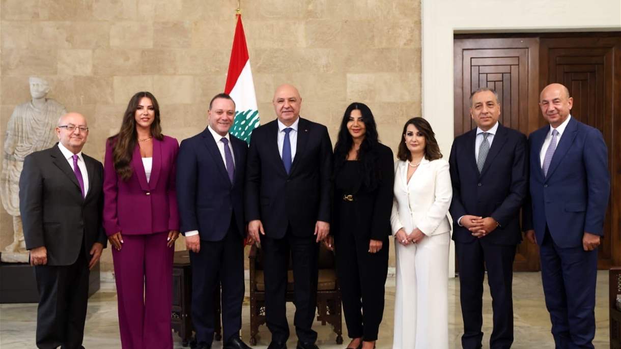 عون يستقبل نادي الصحافة: حماية لبنان بوحدته الداخلية