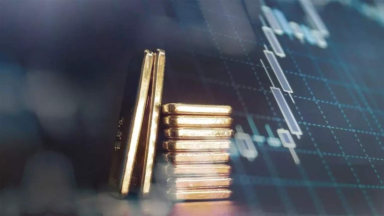 تراجعت 50 دولاراً.. كم بلغ سعر أونصة الذهب هذا الصباح؟