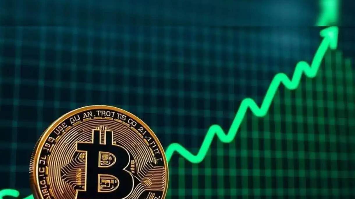 عودة الحماس إلى الكريبتو.. البيتكوين تنتفض مجدداً