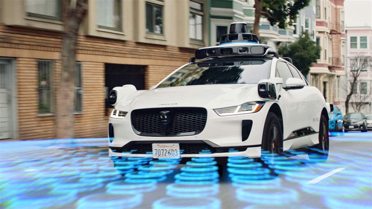 مرحلة جديدة من النقل Waymo تدخل الطرق السريعة دون سائقين