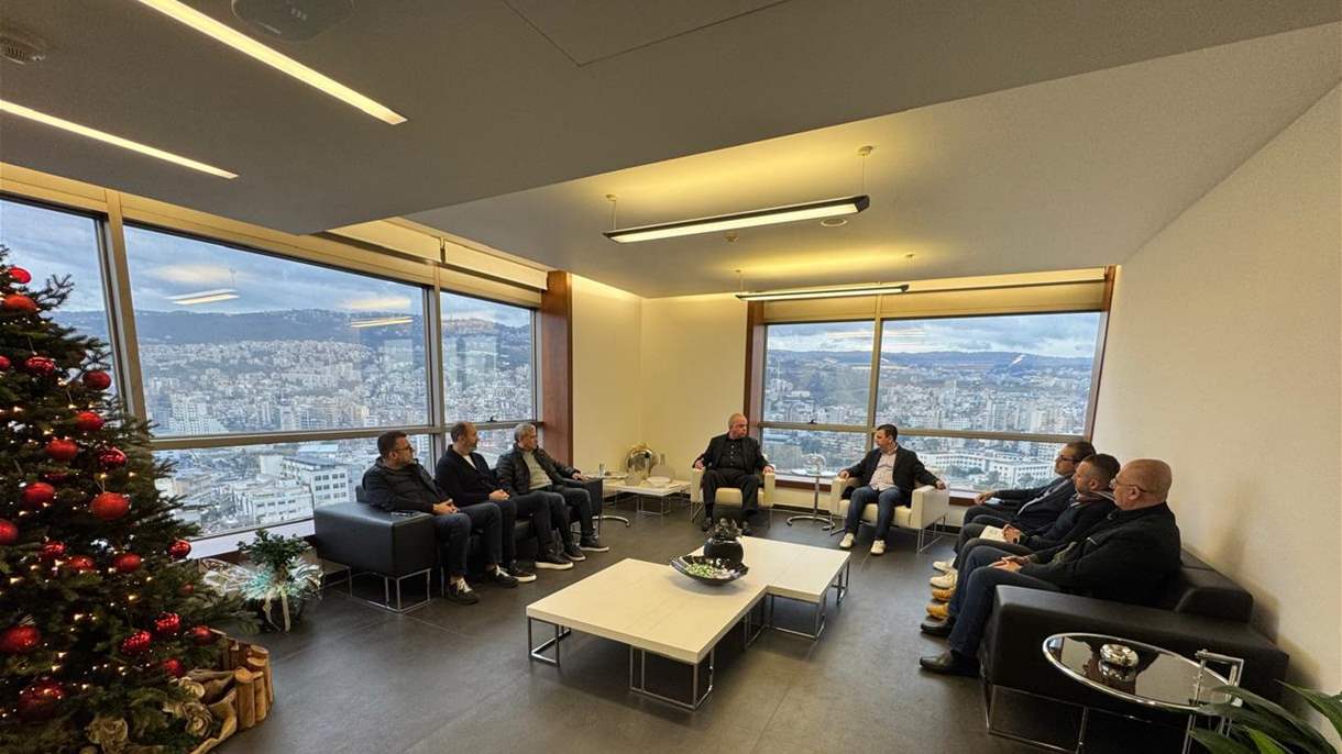 وزير الاتصالات يزور شركة ألفا 