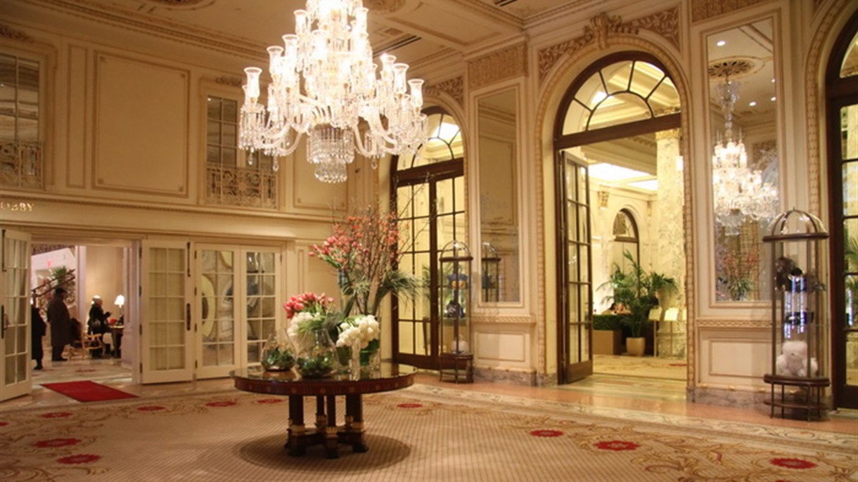 الوليد بن طلال يخطط لشراء فندق في نيويورك