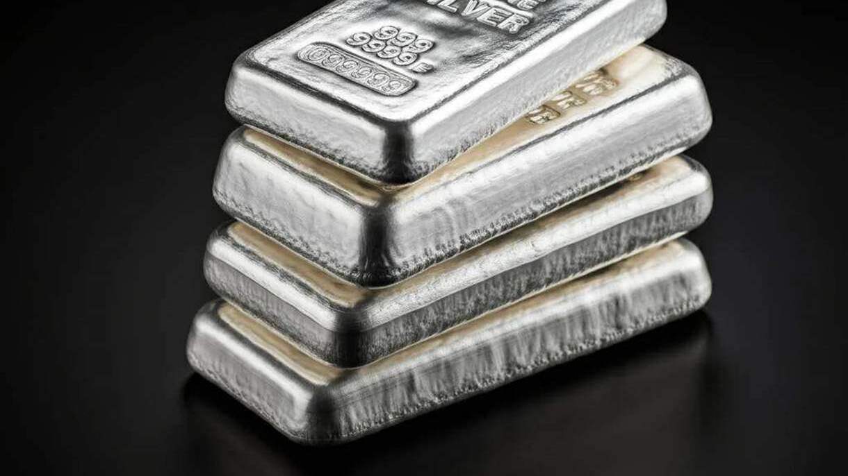 الفضة تكسر صورتها القديمة.. فهل أصبحت ورقة النفوذ الجديدة؟