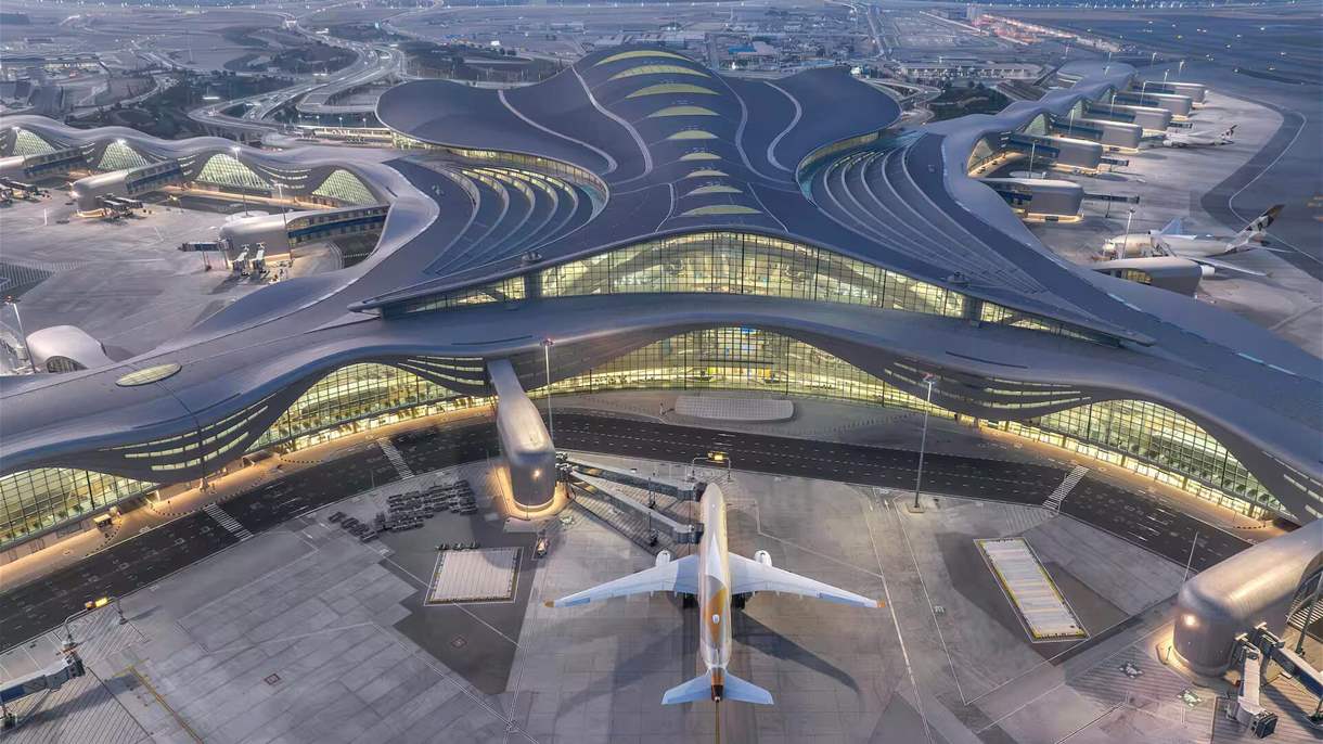  مطارات أبوظبي تُسجّل مستوى تاريخي لحركة المسافرين