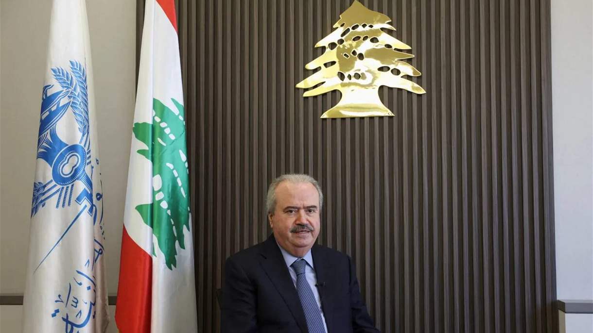 وزير المالية يكشف أسباب قرار رفع أسعار البنزين فوراً